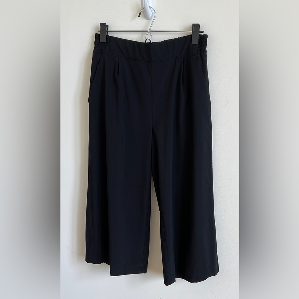 Athleta Black Brooklyn Wide Leg Cropped Pants
